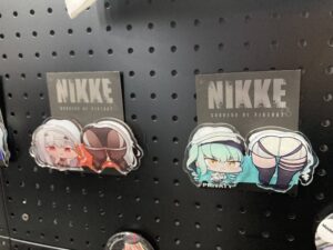 【メガニケ】こんなスケベなNIKKEグッズあるってマジかよ・・